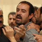 اگر عصبانی شد سكوت كن.