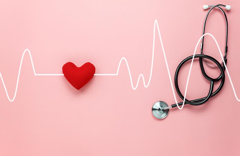 71% زنان یک ماه قبل از حمله قلبی، این علامت را مشاهده می‌کنند