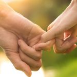 چگونه مي‏توان علاقه زن و شوهر را ايجاد كرد يا افزايش داد؟
