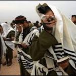 يهوديان خود را برتر از همه مي دانند توضیح دهید؟
