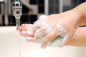 آب گرم، میکروب‌های پوست را از بین نمی‌برد