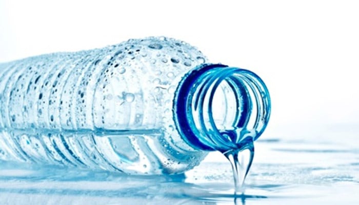 5 دلیل تجمع آب در بدن