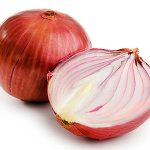مصرف پياز، چاي سبز و عصاره برگ زيتون مي تواند به مبارزه با چاقي کمک کند