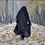 چادر بهتر است یا مانتو؟