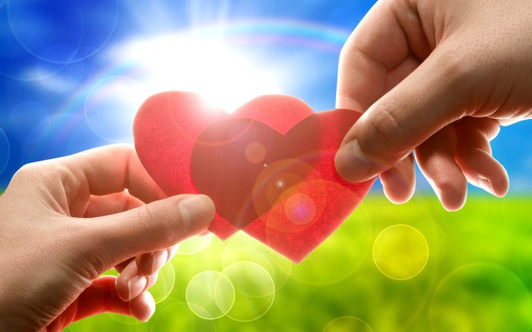 ده کار ساده که زوج‌های خوشبخت هر روز انجام می‌دهند